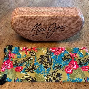 Maui Jim Sunglass Case with Micro fabric cloth case